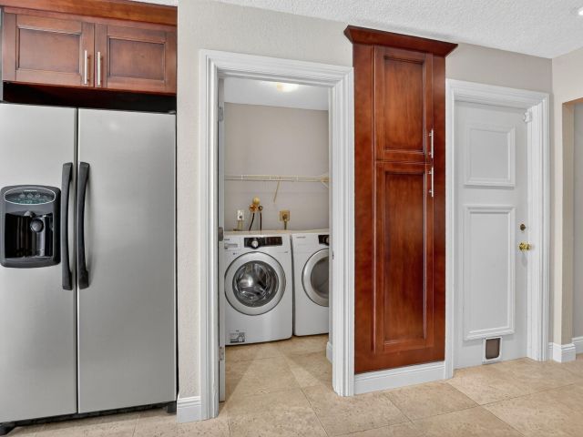 Home for sale at 1273 SW 25th Avenue - photo 6762561