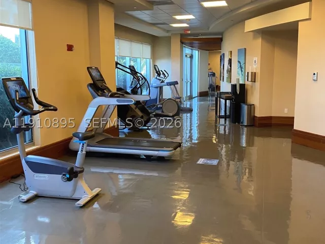 1-bedroom condo for sale in Miami - 1050 Brickell Ave 1904 - MondialRealty