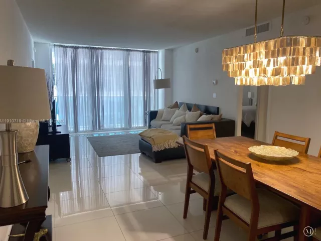2-bedroom condo for rent in Hollywood - 4001 S Ocean Dr 14F - MondialRealty