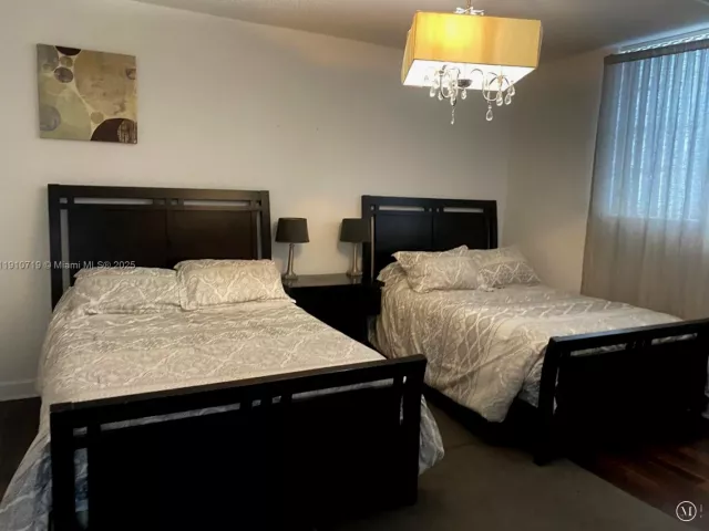 2-bedroom condo for rent in Hollywood - 4001 S Ocean Dr 14F - MondialRealty