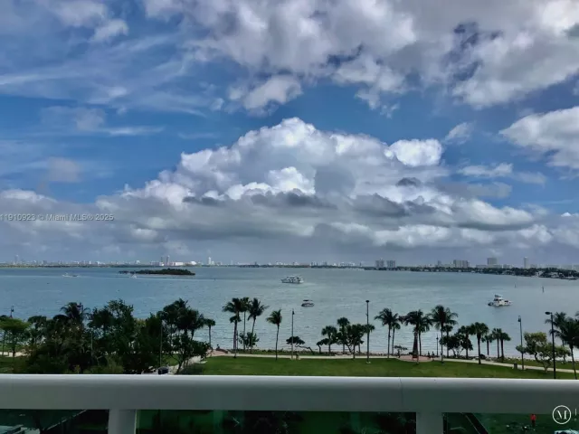 Apartment for sale  Unit #605 - photo 6763075