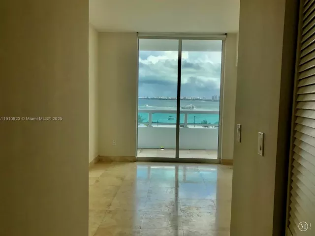 Apartment for sale  Unit #605 - photo 6763078