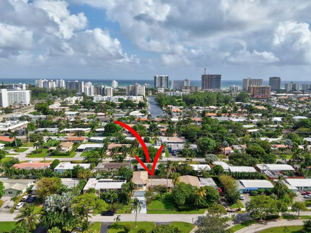 Home for sale at 1300 NE 26th Avenue NE - photo 6846730