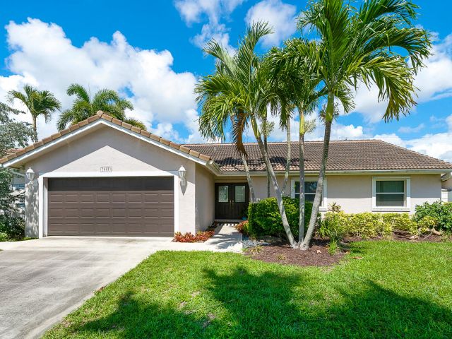 Home for rent at 7661 W Country Club Boulevard - photo 6764010