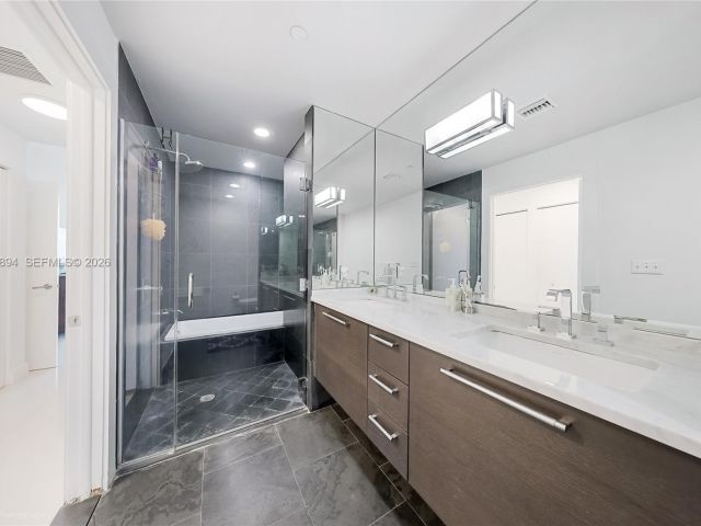 Apartment for sale  Unit #2602 - photo 6764526