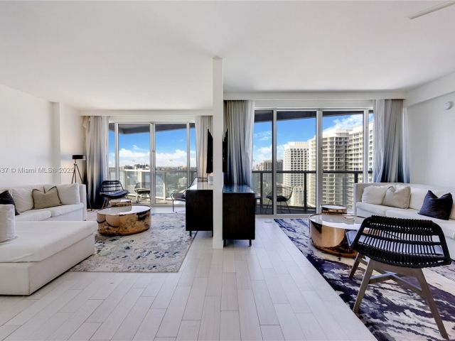 Apartment for sale  Unit #1802 - photo 6765931