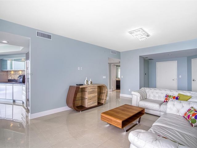 Apartment for sale  Unit #1701 - photo 6765897