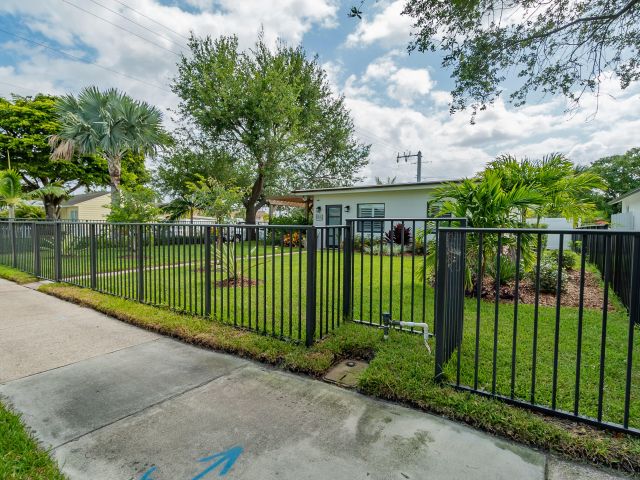 Home for sale at 301 S Swinton Avenue - photo 6771986