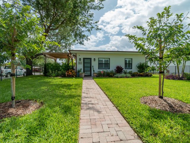 Home for sale at 301 S Swinton Avenue - photo 6771988