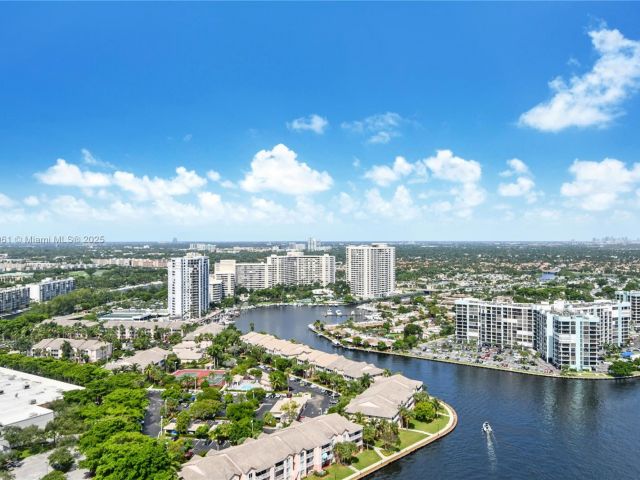 Apartment for sale  Unit #R3206 - photo 6764481