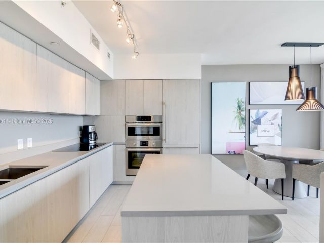 Apartment for sale  Unit #R3206 - photo 6764487