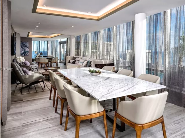 1-bedroom condo for sale in Hollywood - 4010 S Ocean Dr R3206 - MondialRealty