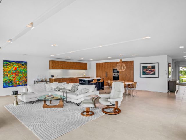 Home for rent at 35 Castle Harbor Island - photo 6770437