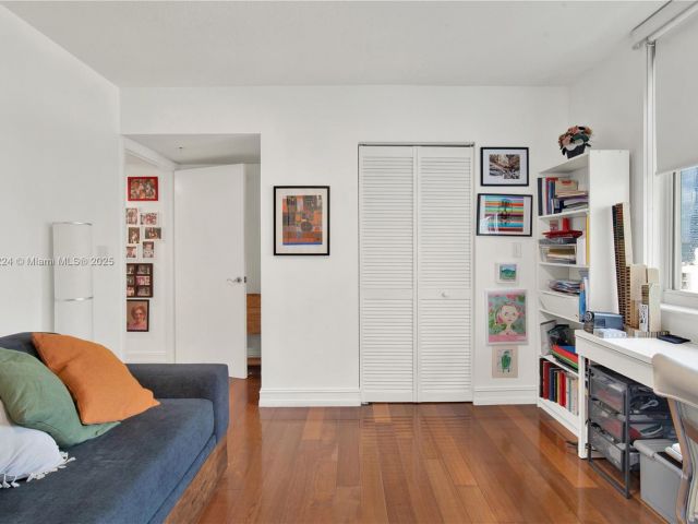 Apartment for sale  Unit #2910 - photo 6769108