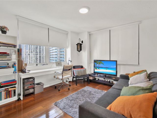 Apartment for sale  Unit #2910 - photo 6769109