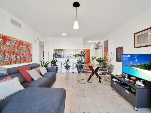 Apartment for sale  Unit #2910 - photo 6769114