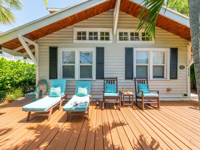 Home for sale at 715 Palm Street - photo 6768889