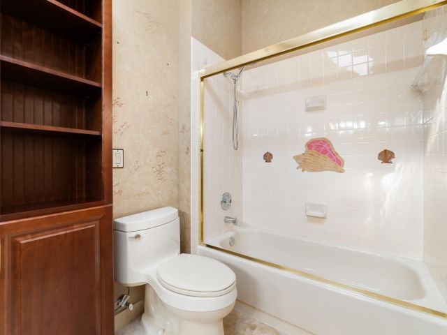 Home for sale at 2368 Saratoga Bay Drive - photo 6785977