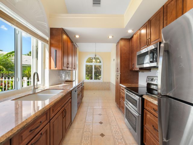 Home for sale at 2368 Saratoga Bay Drive - photo 6785980