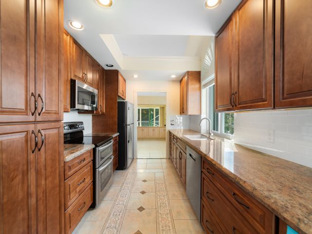 Home for sale at 2368 Saratoga Bay Drive - photo 6785981