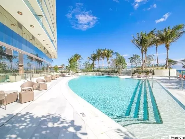 2-bedroom condo for sale in Sunny Isles Beach - 18975 Collins Ave 3104 - MondialRealty