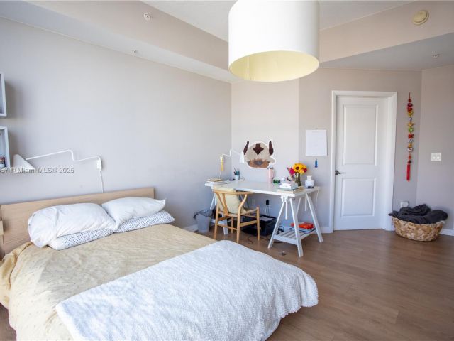 Apartment for sale  Unit #1108 - photo 6772798