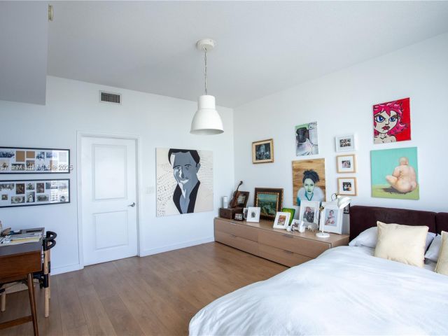 Apartment for sale  Unit #1108 - photo 6772802