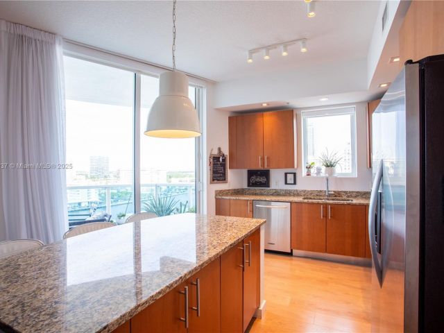 Apartment for sale  Unit #1108 - photo 6772806