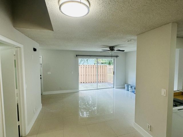 Home for rent at 451 W Cypress Way - photo 6768879