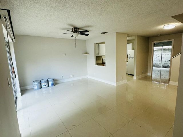 Home for rent at 451 W Cypress Way - photo 6768880