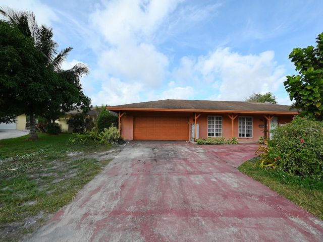 Home for sale at 712 E Boulevard Chatelaine - photo 6772944