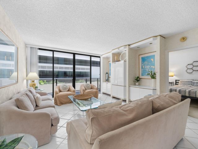 Apartment for sale  Unit #305 - photo 6770832