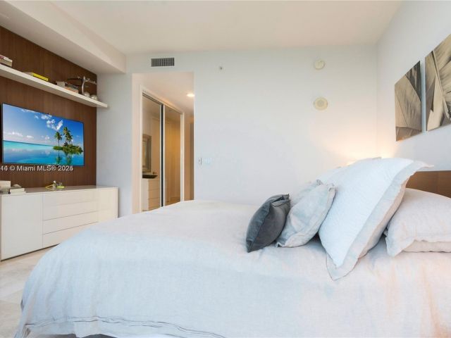 Apartment for sale  Unit #4208 - photo 6769897