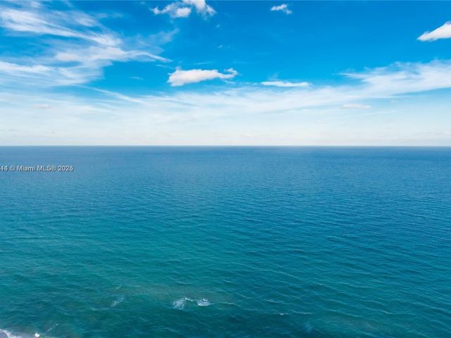 Apartment for sale  Unit #4208 - photo 6769914