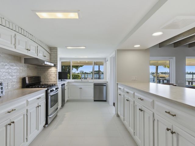 Home for sale at 3208 N Flagler Drive - photo 6775034