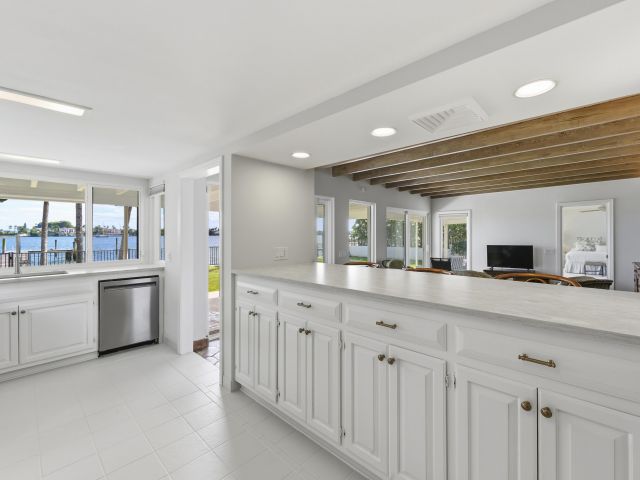 Home for sale at 3208 N Flagler Drive - photo 6775035