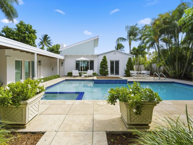 Home for sale at 3208 N Flagler Drive - photo 6775048