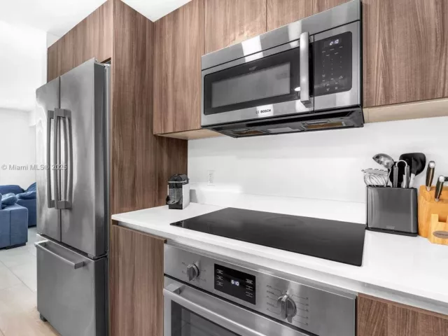 Apartment for sale  Unit #4311 - photo 6770220