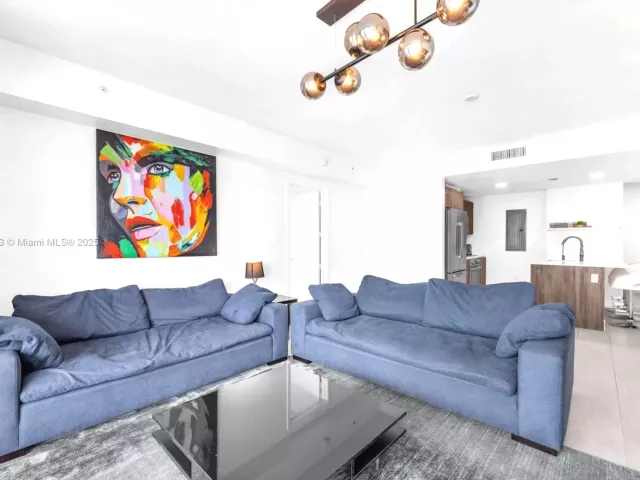 Apartment for sale  Unit #4311 - photo 6770223