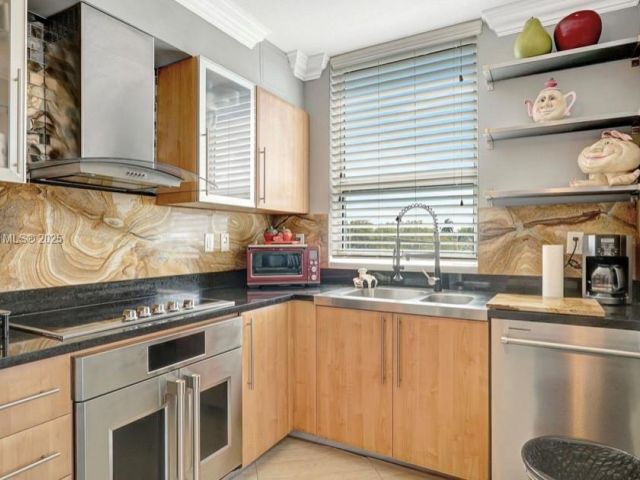 Apartment for sale  Unit #313N - photo 6770236