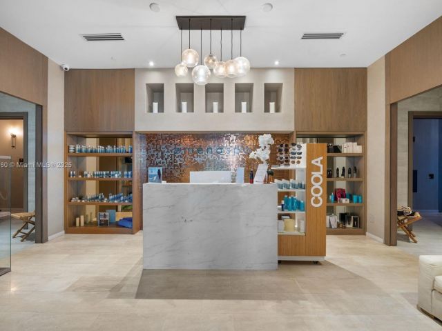 Apartment for sale  Unit #502 - photo 6771138