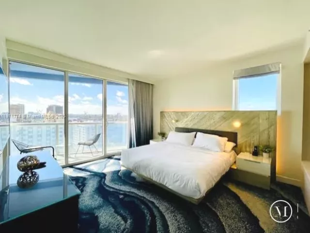 1-bedroom condo for sale in Fort Lauderdale - 3101 Bayshore Dr 1701 - MondialRealty