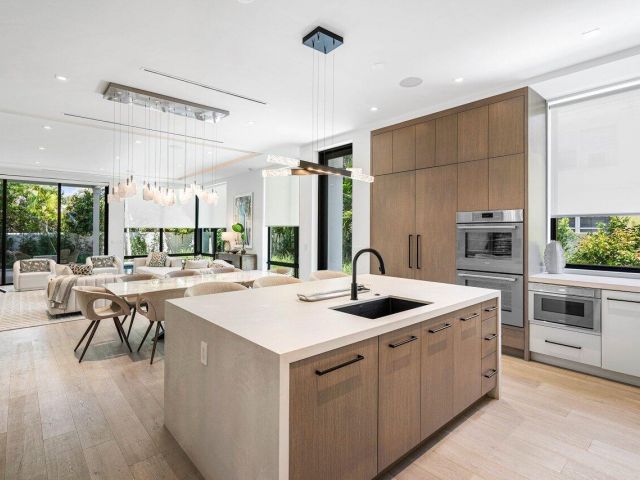 Home for rent at 514 NE 7th Avenue - photo 6770683