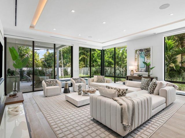 Home for rent at 514 NE 7th Avenue - photo 6770688