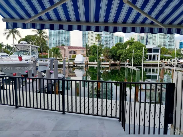 3-bedroom home for sale in Sunny Isles Beach - 255 Poinciana Dr 605 - MondialRealty