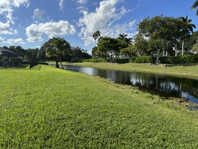 Home for sale at 11328 Chisolm Way - photo 6775449