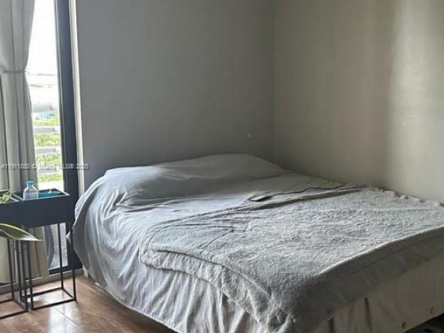 Apartment for rent  Unit # - photo 7443526