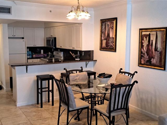 Apartment for sale  Unit #PH6 - photo 7431908