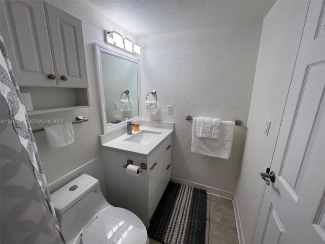 Apartment for sale  Unit #PH6 - photo 7431912