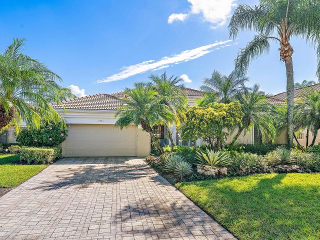 Home for sale at 7430 Blue Heron Way - photo 6775199